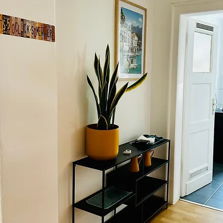 아파트 99qm Uniklinikum-essen 에센