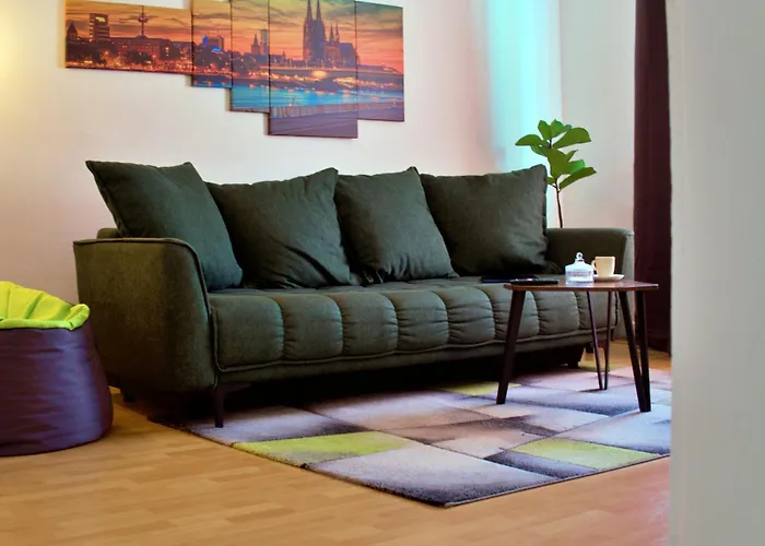 99qm Uniklinikum-essen * Essen